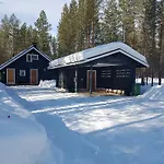 Pyhaekirnu Holiday home *